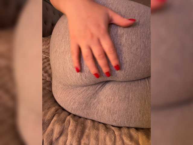 SweetySonya live cam on BongaCams