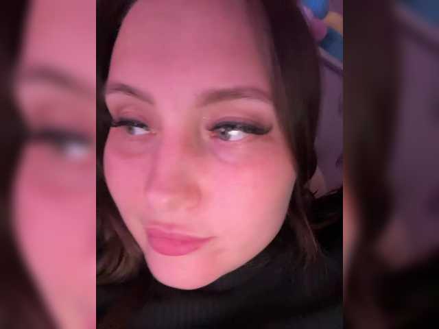 SweetyW-'s BongaCams show and profile