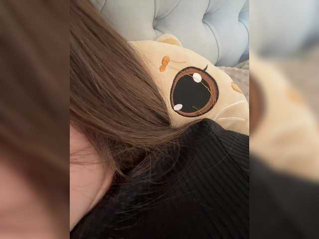 le modèle SweetySonya est en webcam porno dans un show sur le site bongacams, il possède les tags suivants: White/Caucasian,Brunette,Shaved