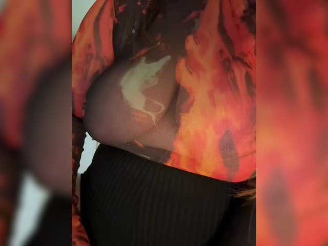 SweetyW- live cam on BongaCams