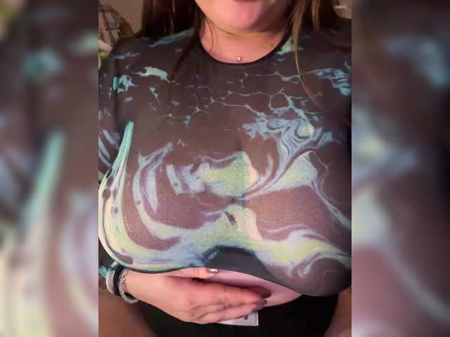 SweetyW- live cam on BongaCams