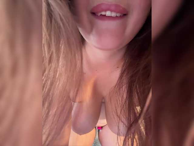 SweetyW- live cam on BongaCams