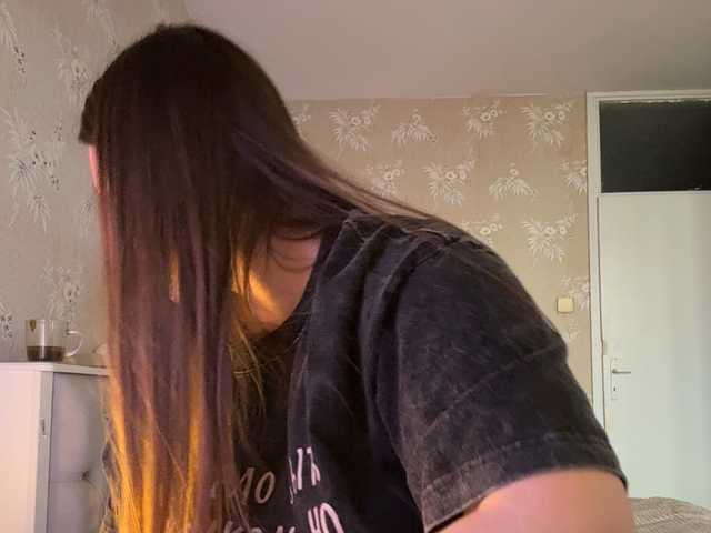SweetyW- live cam