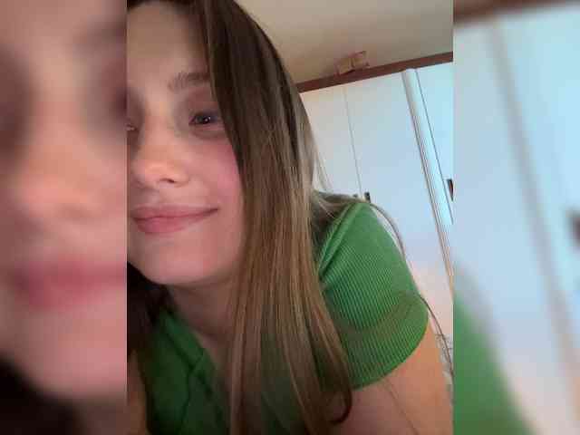 SweetySonya webcam