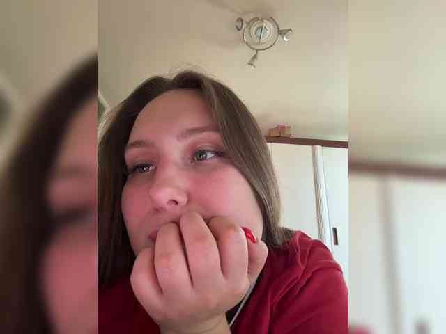 SweetySonya webcam