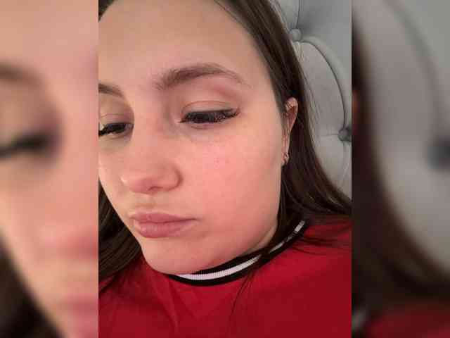 SweetySonya webcam
