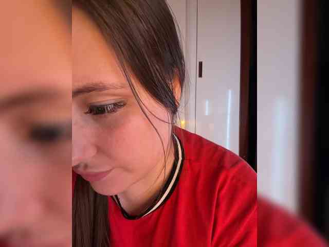 SweetySonya webcam