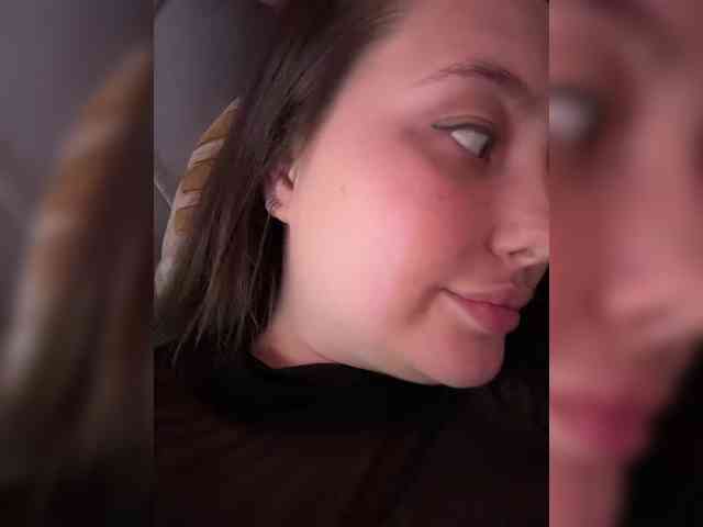 SweetySonya webcam