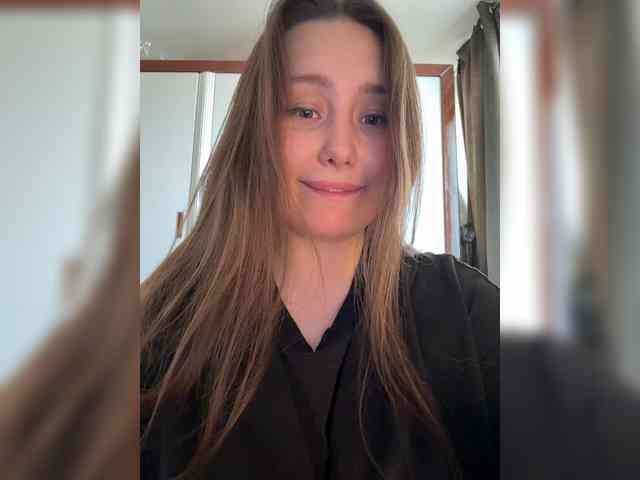 SweetySonya webcam