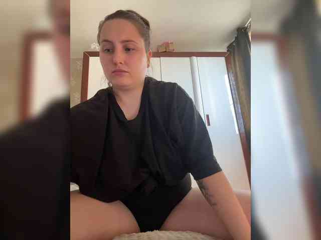 SweetySonya webcam