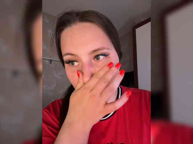 SweetySonya webcam