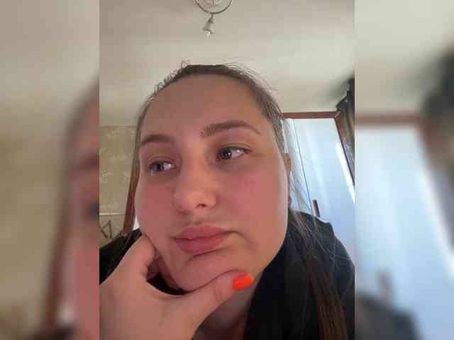 SweetySonya webcam