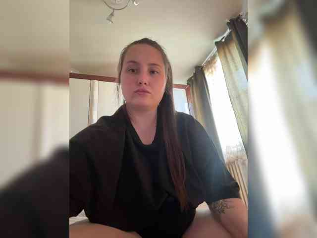 SweetySonya webcam