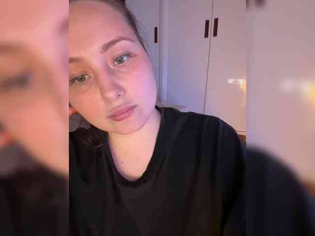 SweetySonya webcam