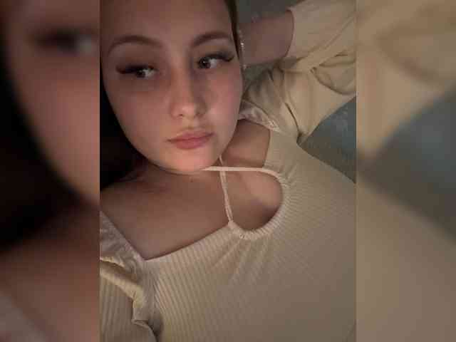 SweetySonya webcam