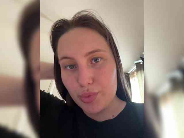 SweetySonya webcam