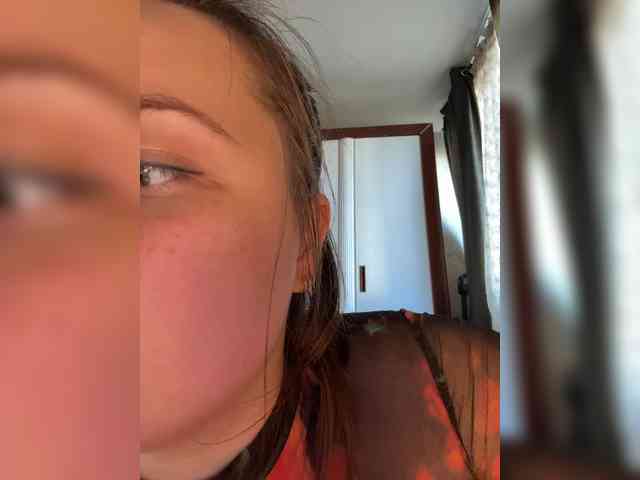 SweetySonya webcam