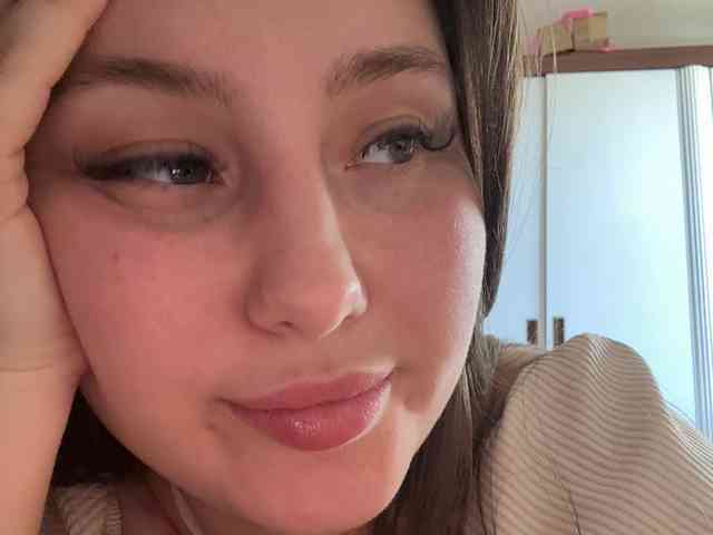 SweetySonya webcam