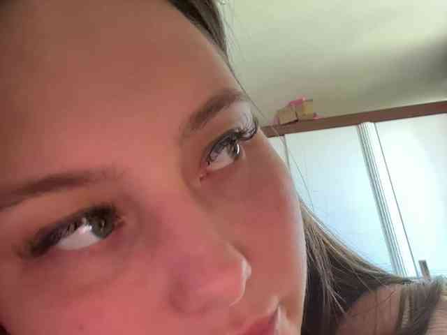 SweetySonya webcam