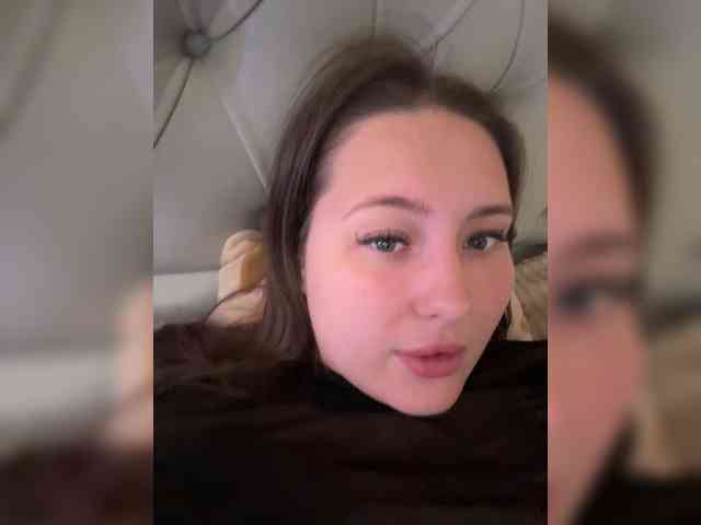 SweetySonya webcam