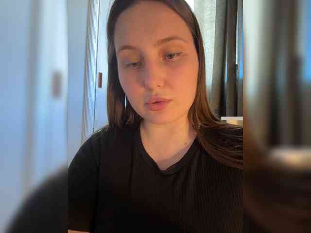 SweetySonya webcam
