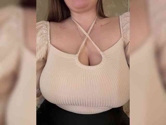 SweetySonya webcam