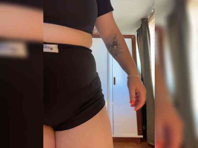SweetySonya webcam