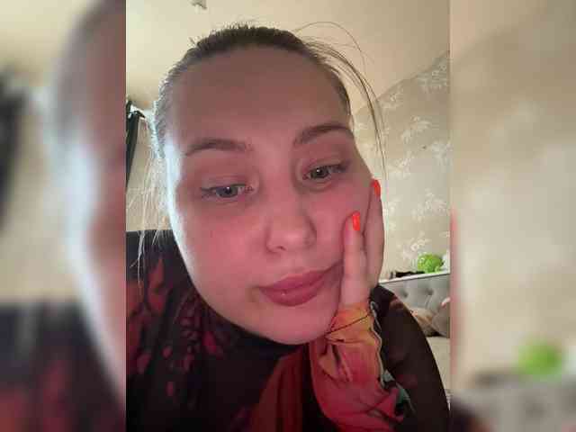 SweetySonya webcam
