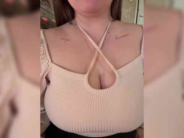 SweetySonya webcam