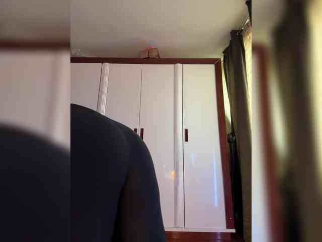 SweetySonya webcam
