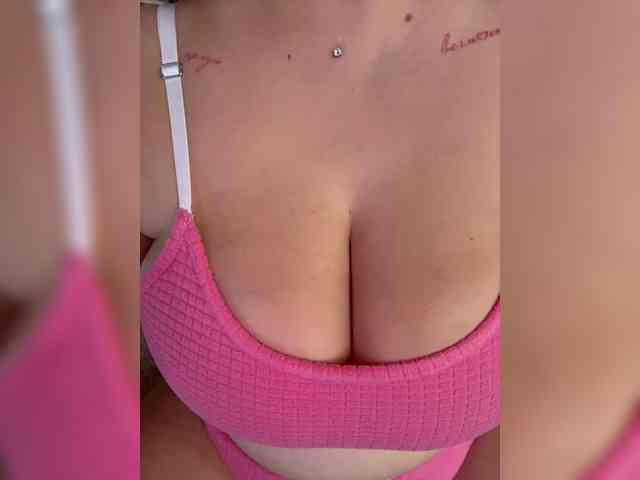 SweetySonya webcam