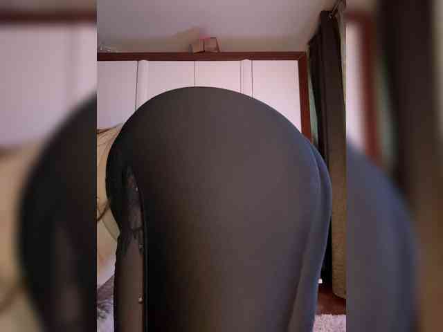 SweetySonya webcam