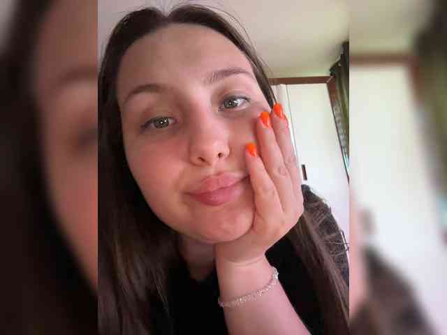 SweetySonya webcam