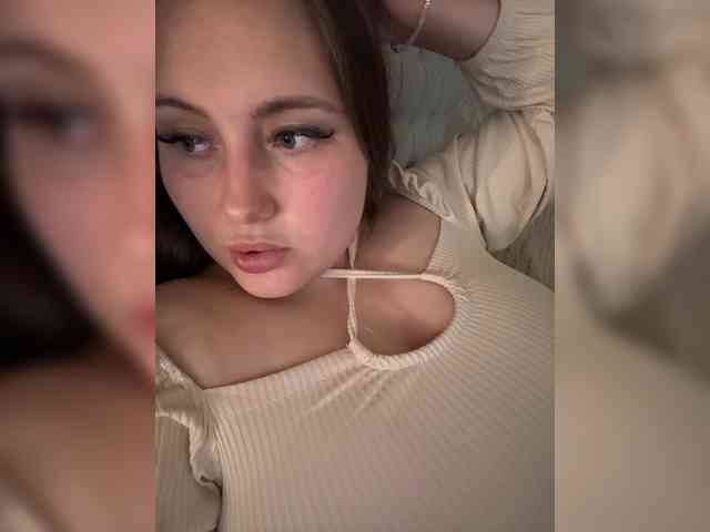 SweetySonya webcam