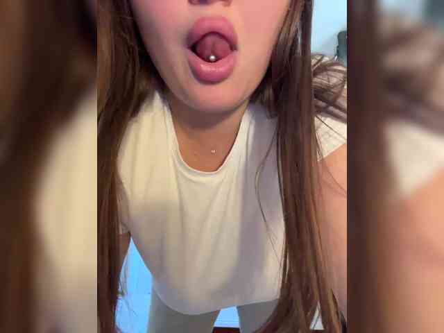 SweetySonya webcam