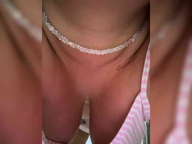 SweetySonya webcam
