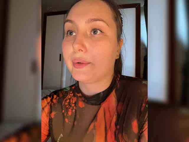 SweetySonya webcam