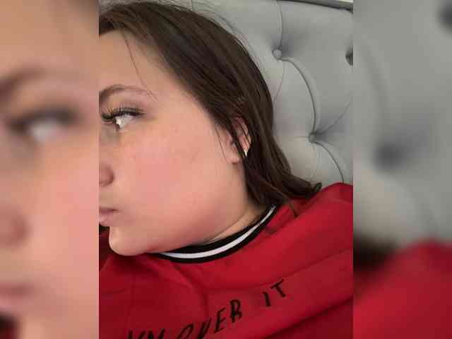 SweetySonya webcam