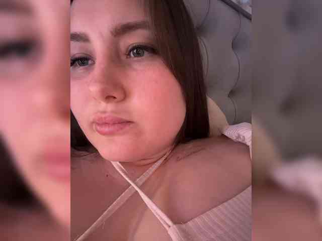 SweetySonya webcam