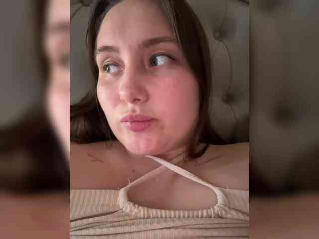 SweetySonya webcam