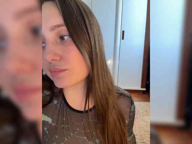 SweetySonya webcam