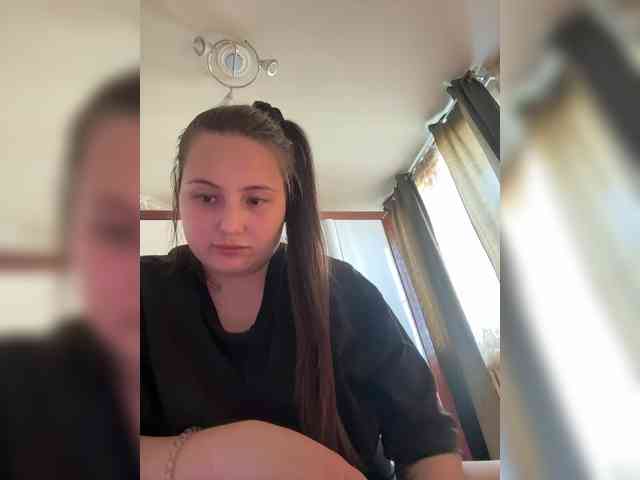 SweetySonya webcam