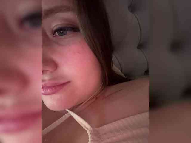 SweetySonya webcam