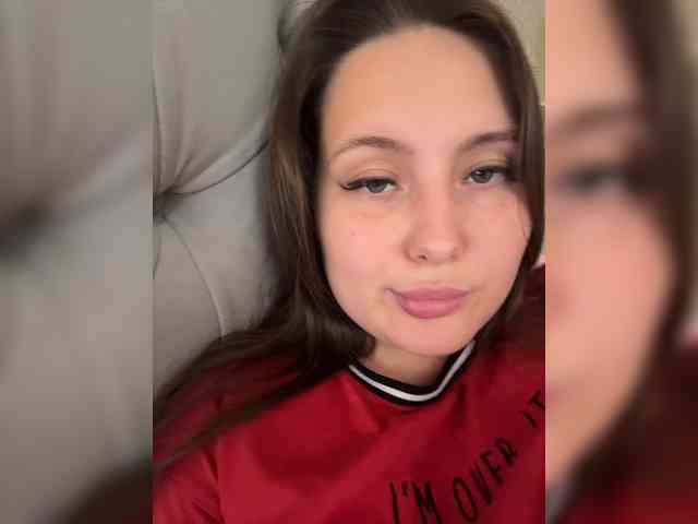 SweetySonya webcam