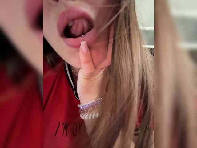 SweetySonya webcam