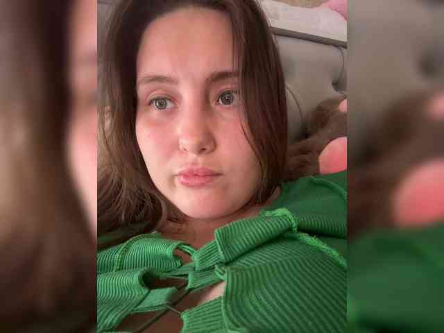 SweetySonya webcam