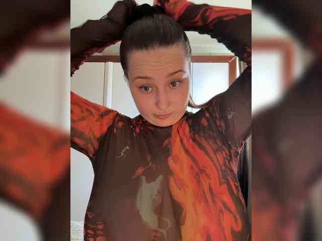 SweetySonya webcam