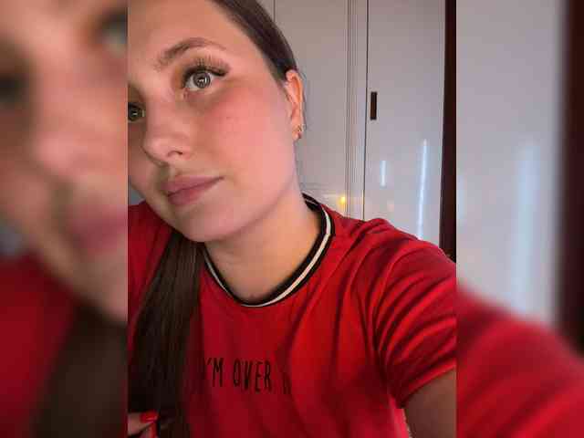 SweetySonya webcam