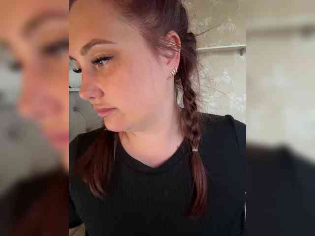 SweetySonya webcam