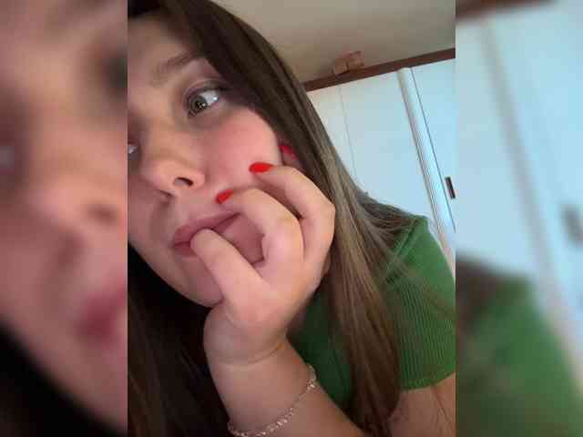 SweetySonya webcam